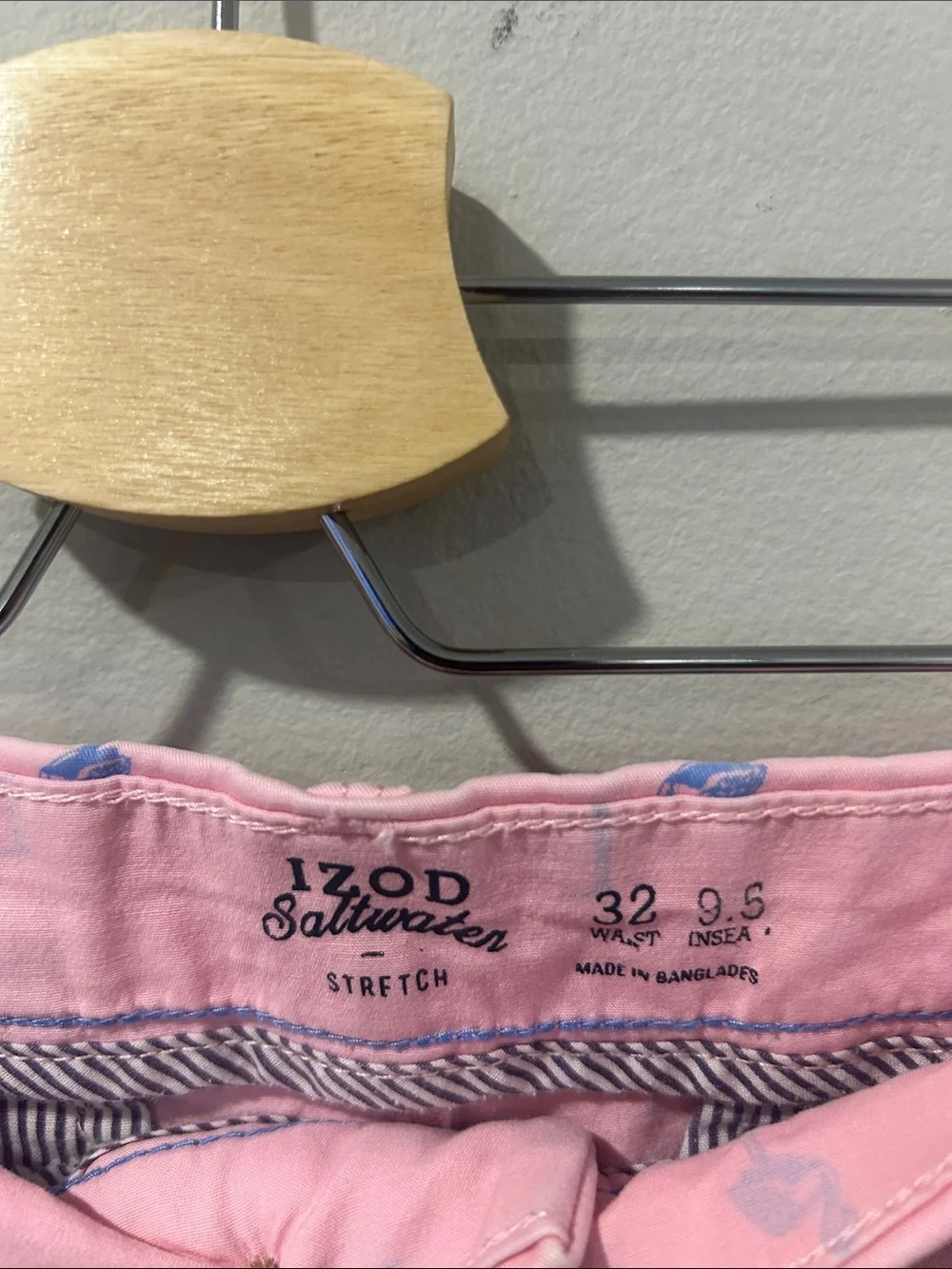 Izod Light Pink Flamingo Print Cotton Shorts